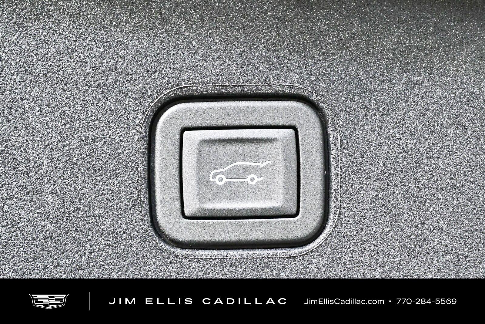 New 2027 Vibrant White Tricoat Cadillac Sport image 28