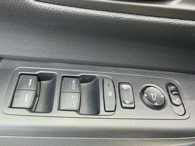 Used 2024  Honda EX image 22