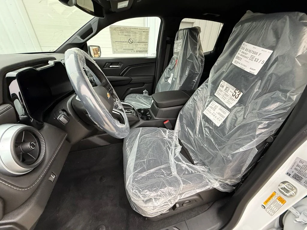 New 2026 White Chevrolet LT image 10