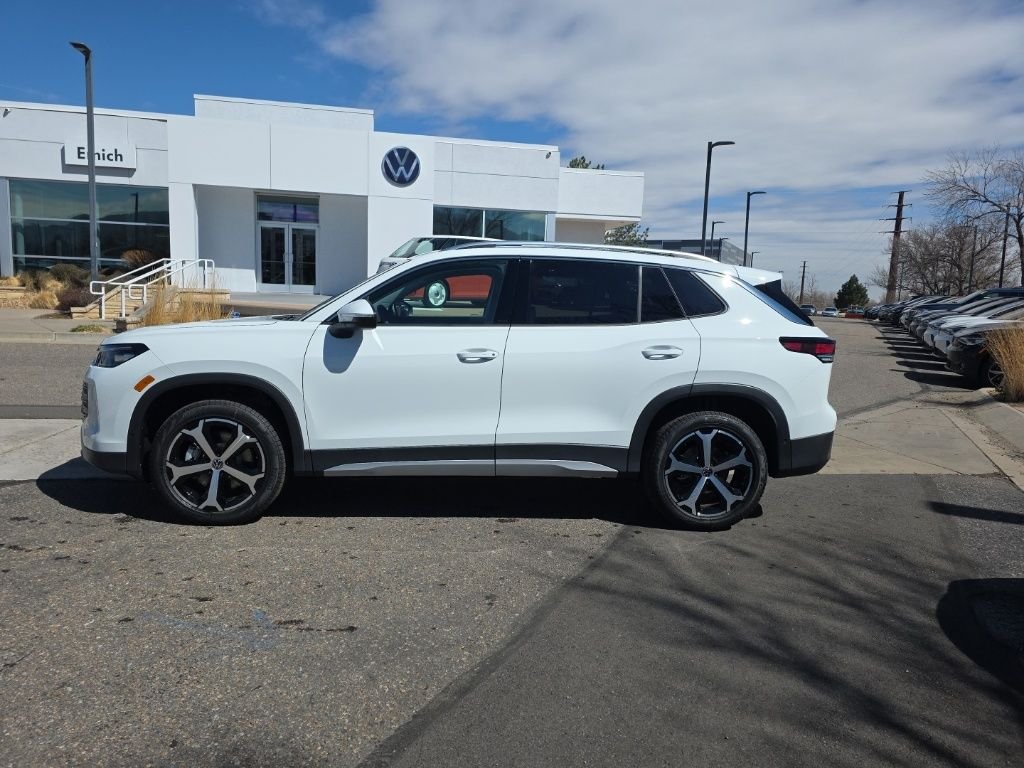 New 2026 Pure White Volkswagen 2.0T SE image 2