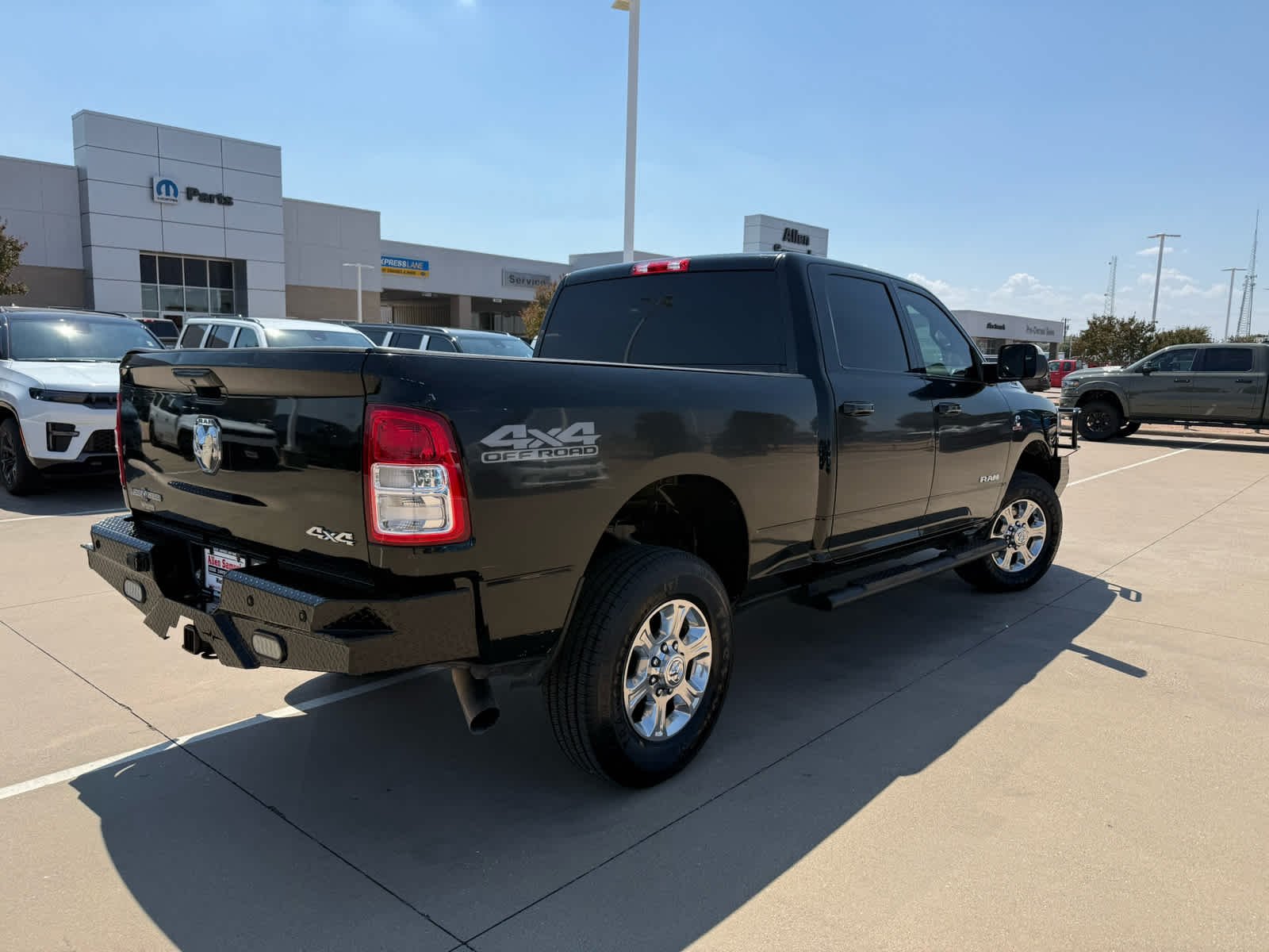 Used 2021 Diamond Black Crystal Pearlcoat Ram Lone Star image 6