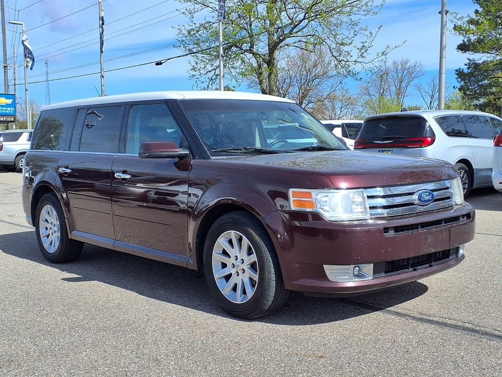 Used 2011 Red Ford SEL image 3