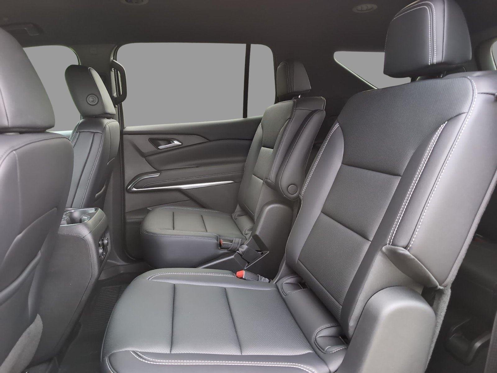 2026 Chevrolet Traverse LT - Photo 30