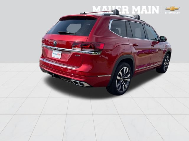 Used 2022 Red Volkswagen 3.6L V6 SEL Premium R-Line image 5