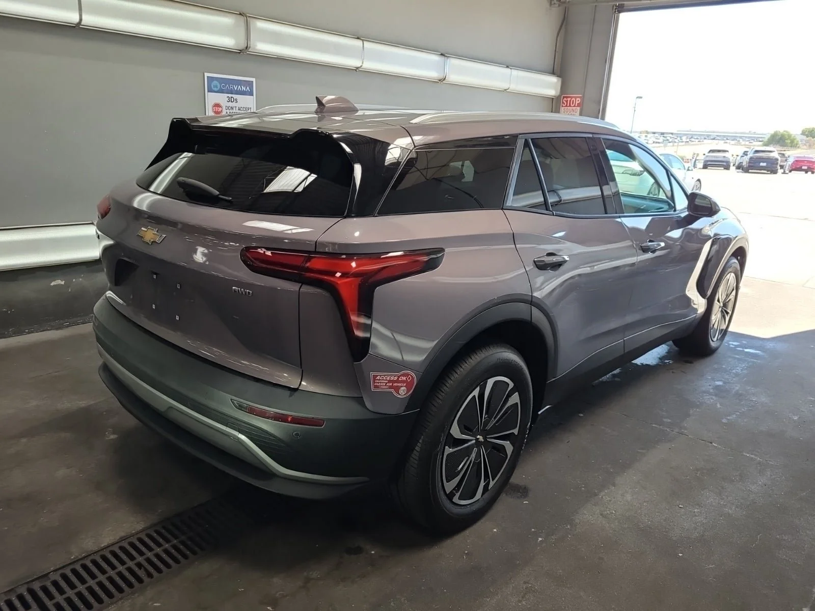 Used 2024 Chevrolet Blazer EV LT with VIN 3GNKDBRJ8RS221217 for sale in Elk Grove, CA