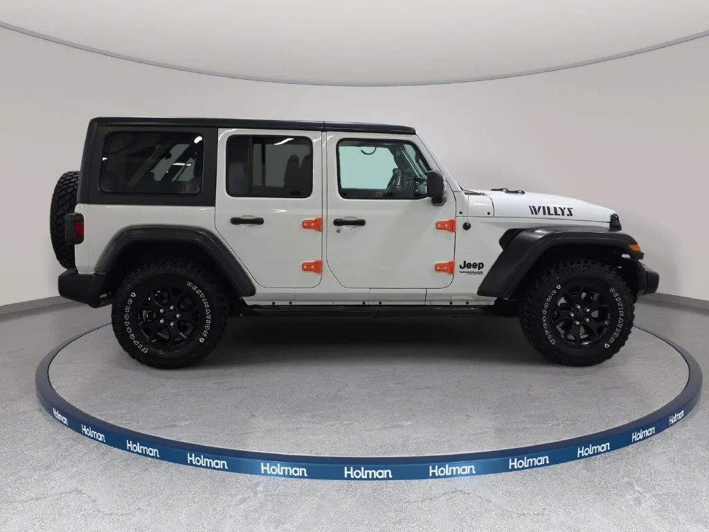 Used 2020 Bright White Clearcoat Jeep Unlimited Sport image 5