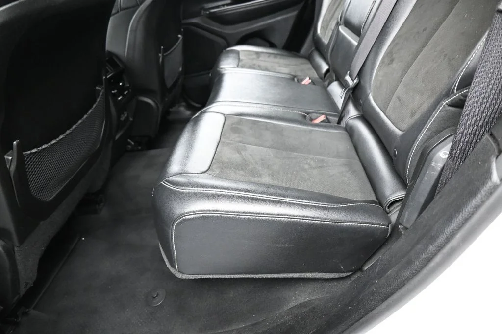 Used 2023 Bright White Clearcoat Jeep Altitude X image 33