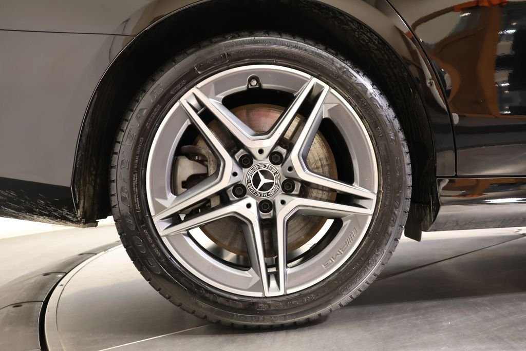 Certified Used 2022 Black Mercedes-Benz E 450 image 13