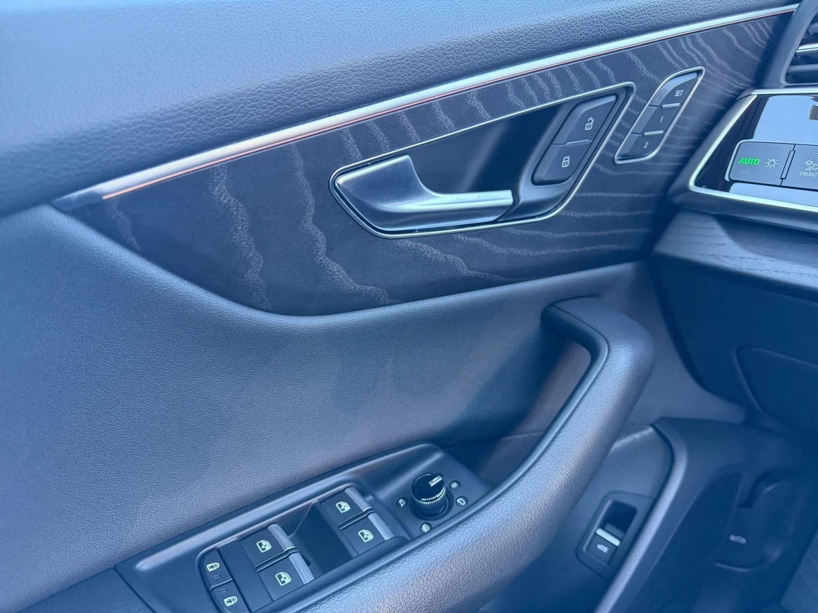Used 2022 Galaxy Blue Metallic Audi Premium Plus image 18