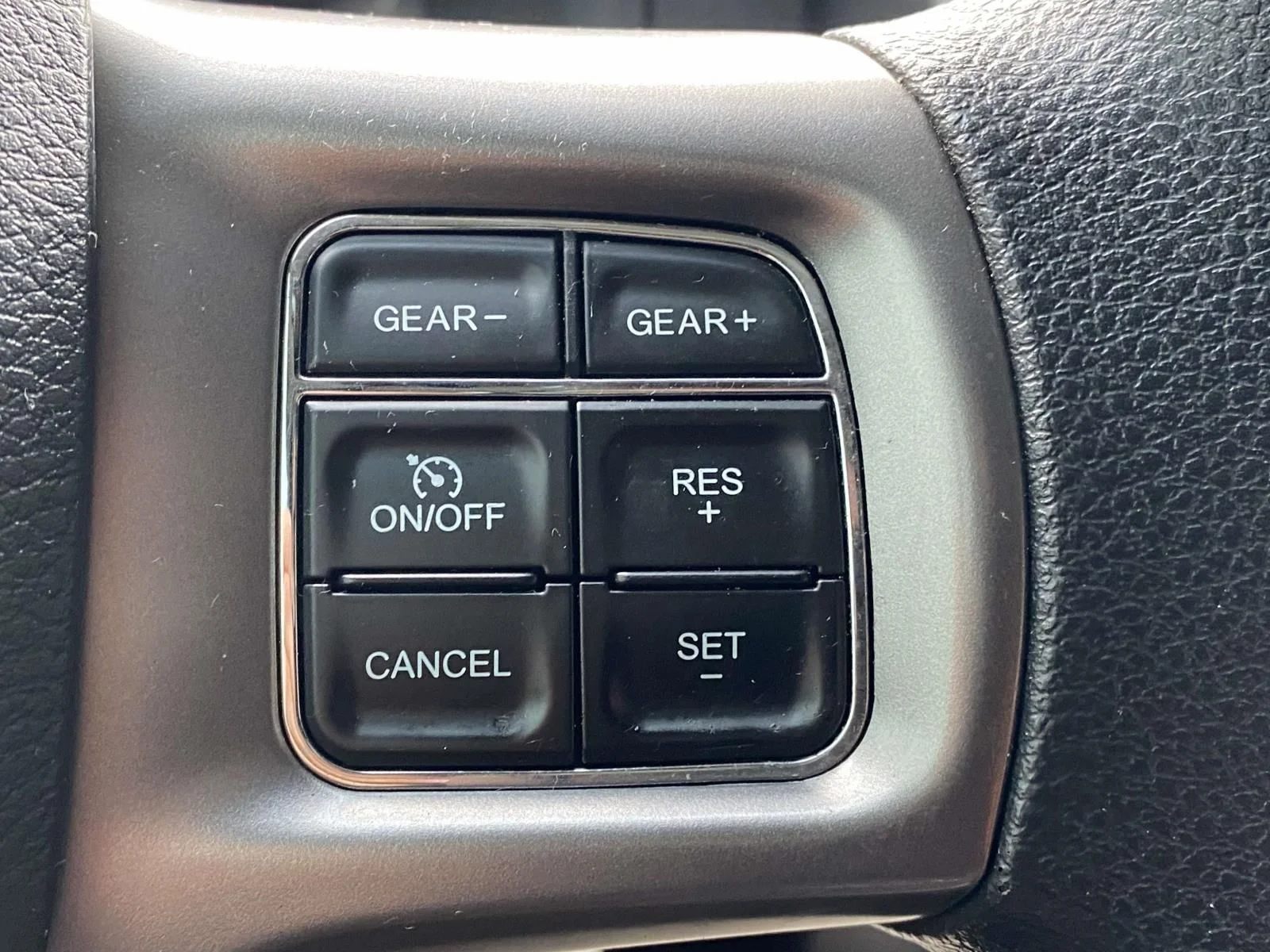 Used 2023 White Ram SLT image 23