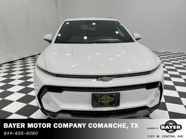 Used 2024 White Chevrolet LT image 8