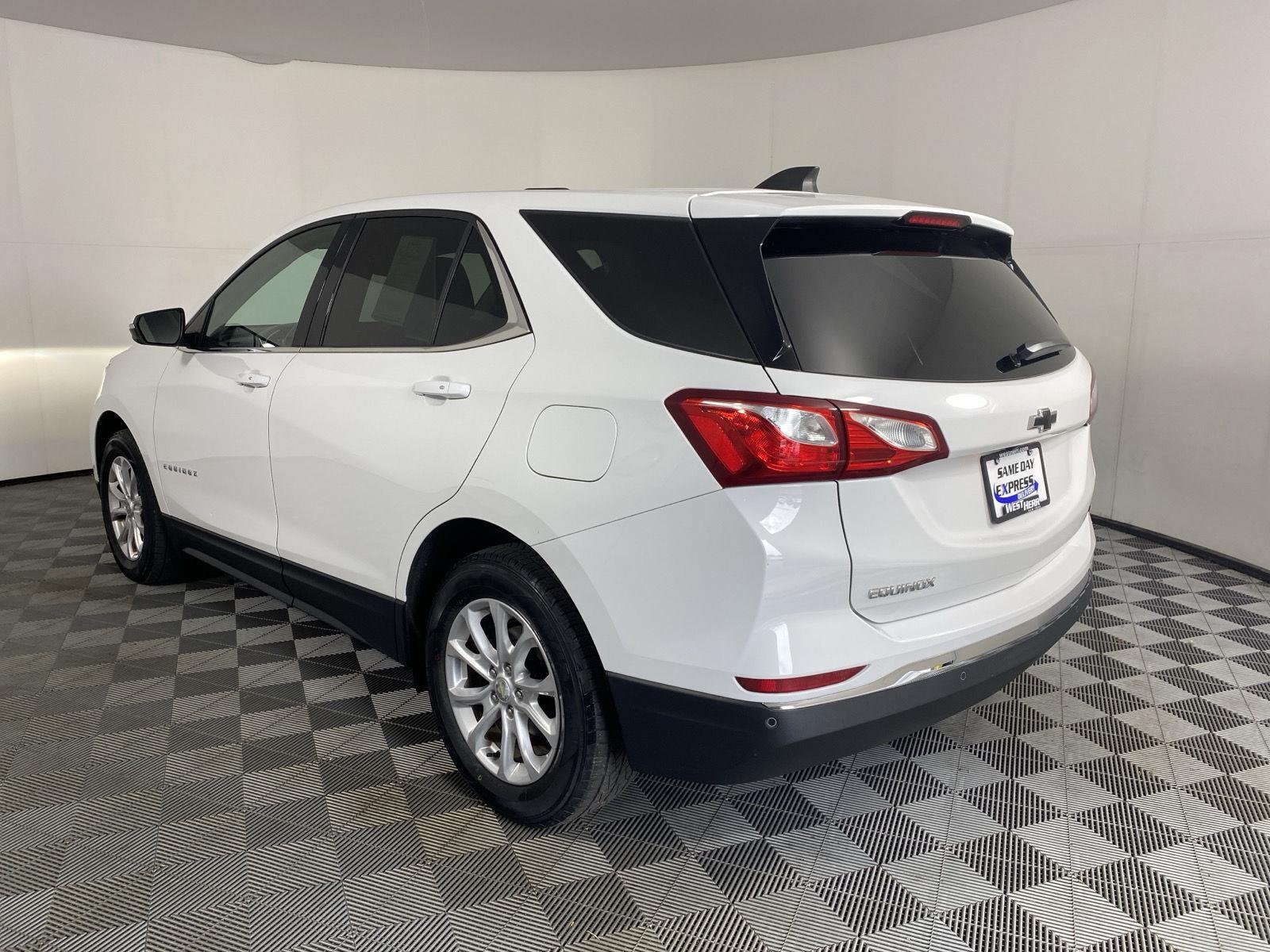 Used 2019 Summit White Chevrolet LT image 14