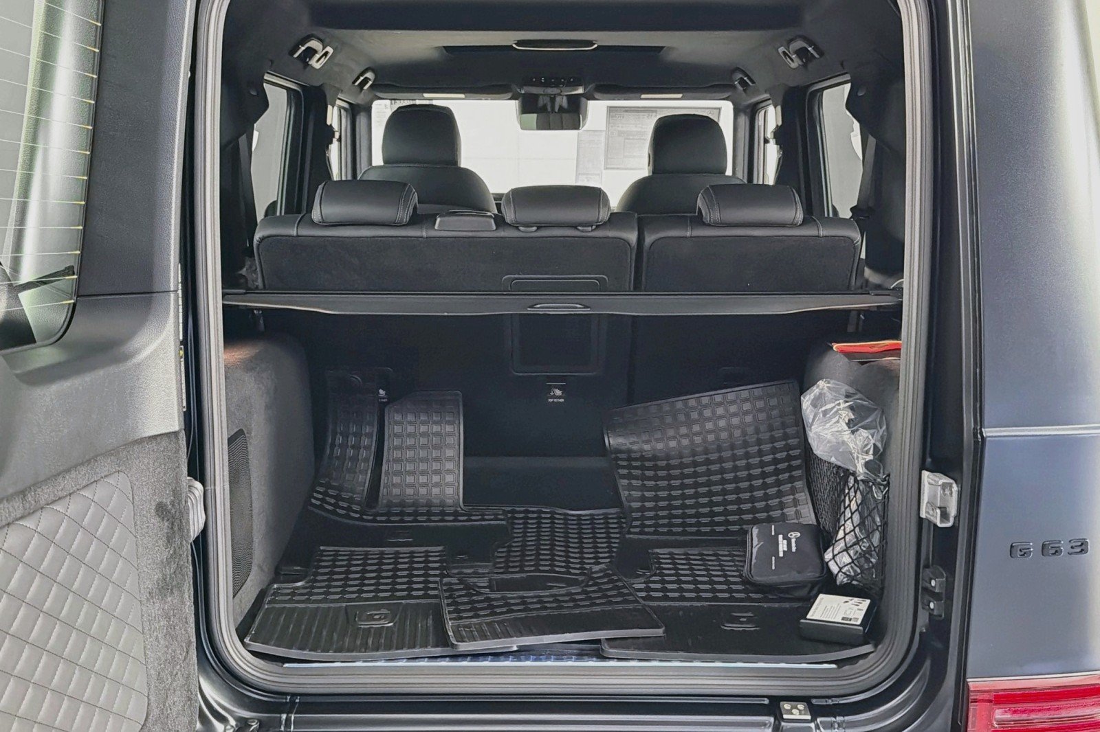 New 2027 MANUFAKTUR Night Black magno Mercedes-Benz AMG® G 63 SUV image 22