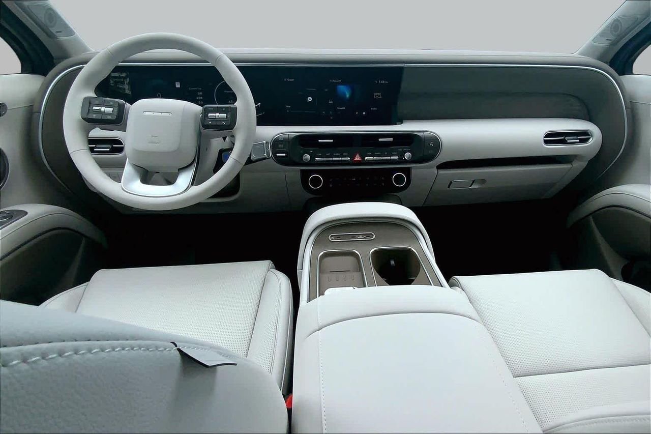 New 2026 Titan Charcoal Pearl Hyundai Limited image 5
