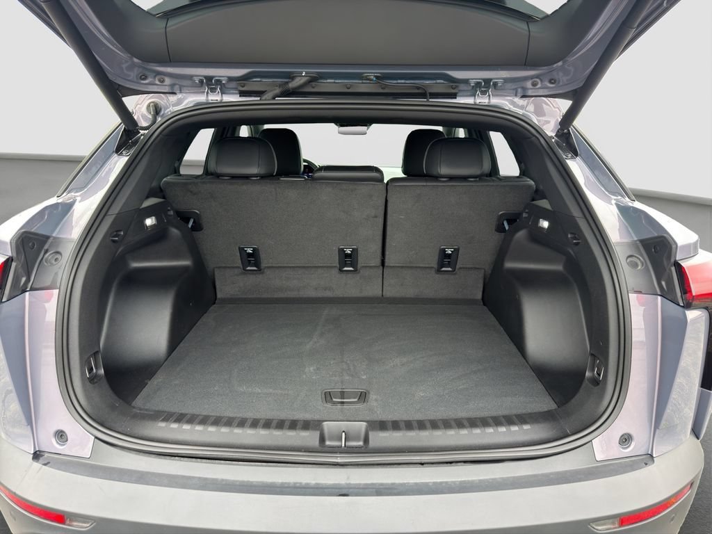 Used 2024 Galaxy Gray Metallic Chevrolet LT image 20