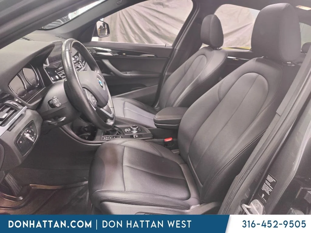Used 2019 Gray BMW xDrive28i image 9