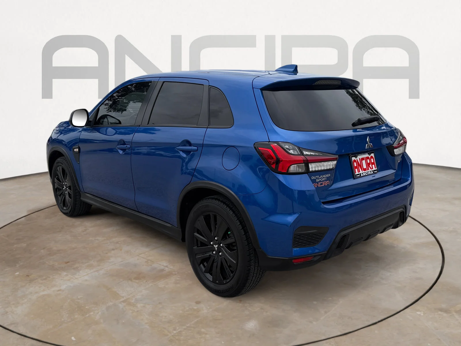 Used 2021 Octane Blue Metallic Mitsubishi LE image 8