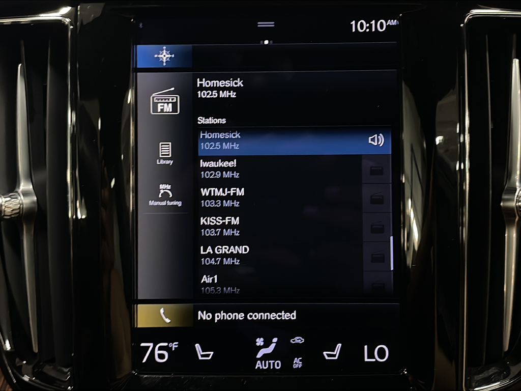 Used 2021 Blue Volvo T5 Inscription image 14