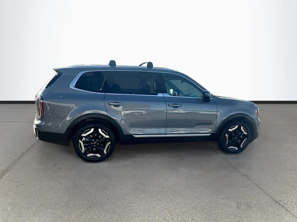 Certified Used 2024 Silver Kia EX image 8