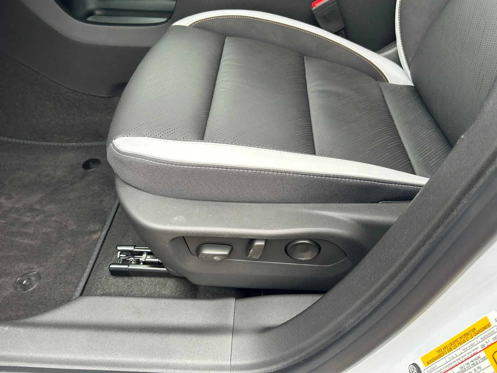 New 2026 Iridescent White Tricoat Buick Sport Touring AWD image 15