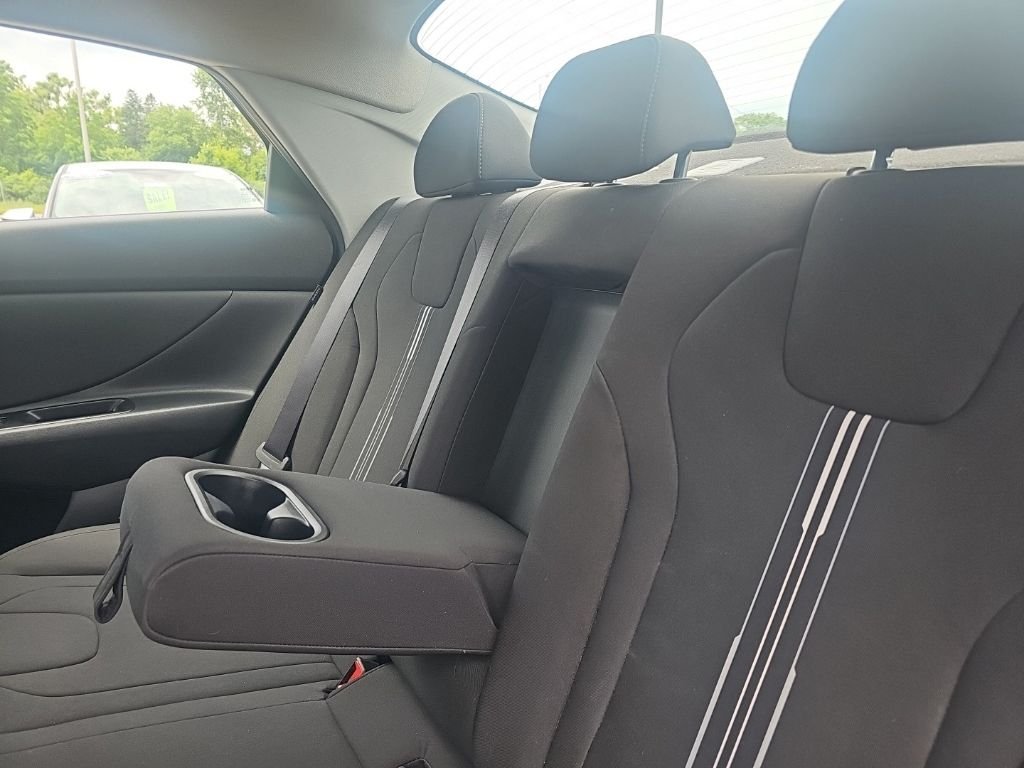 2024 Hyundai Elantra SEL - Photo 32