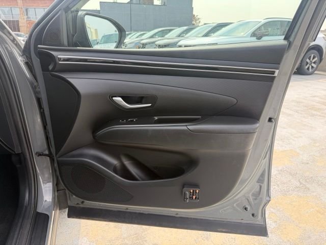 Used 2024 Gray Hyundai SEL image 18
