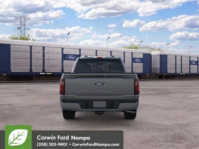 New 2026 Carbonized Gray Metallic Ford XLT image 7