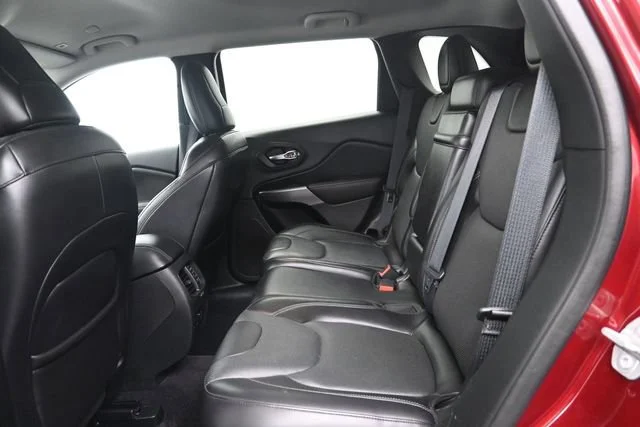 Used 2019 Velvet Red Pearlc Jeep Limited image 22