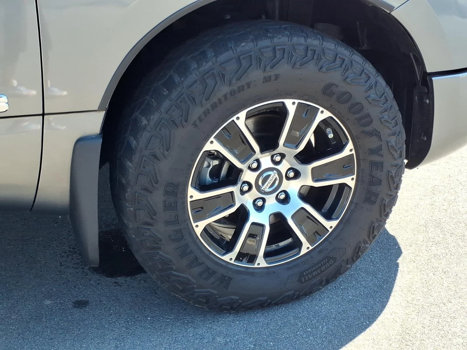 Used 2020 Gun Metallic Nissan SV image 13