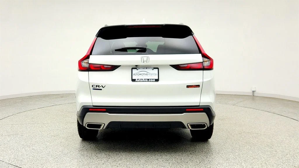 Used 2026 Platinum White Pearl Honda TrailSport AWD image 6
