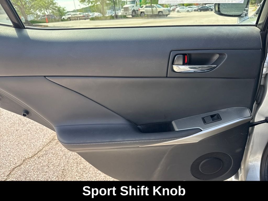 Used 2015 Silver Lexus 350 image 26