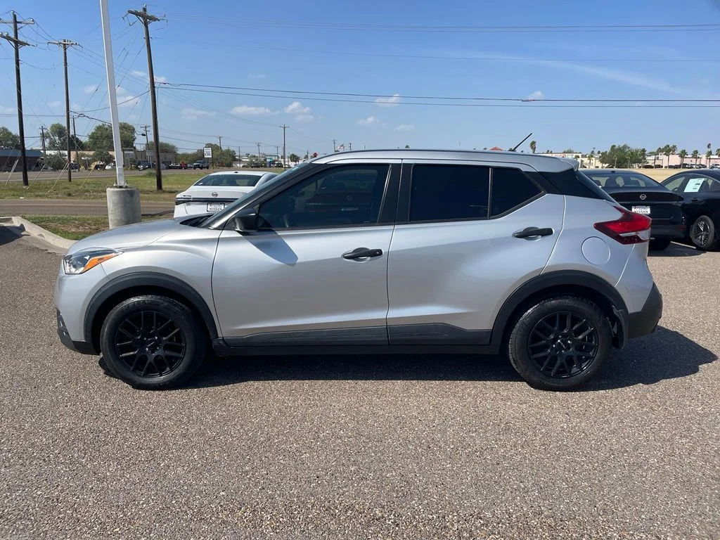 Certified Used 2020 Silver Nissan S image 4