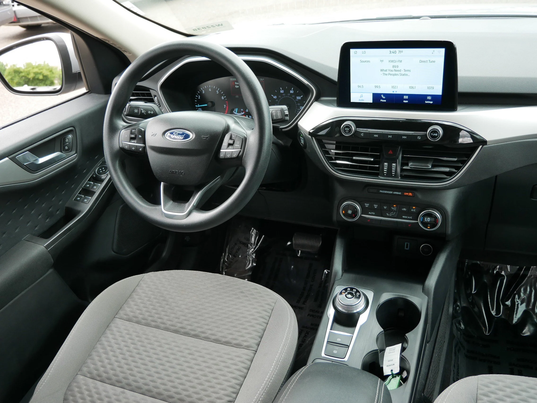 Certified Used 2020 Ingot Silver Metallic Ford SE image 9