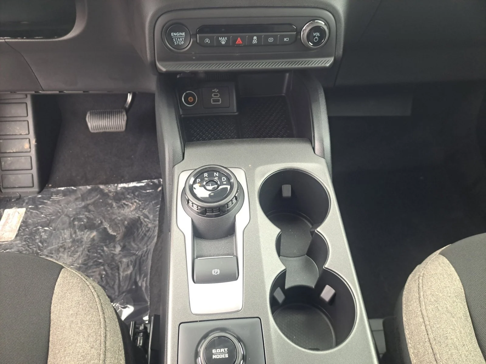 New 2026 Carbonized Gray Metallic Ford Big Bend image 20
