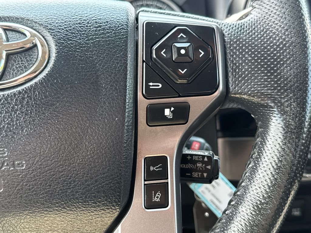 Used 2018 Black Toyota SR5 image 21