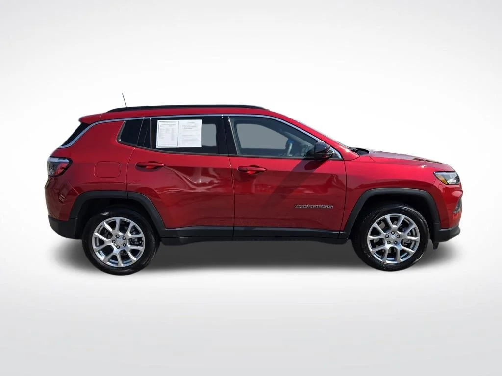 Certified Used 2024 Red Jeep Latitude Lux image 2