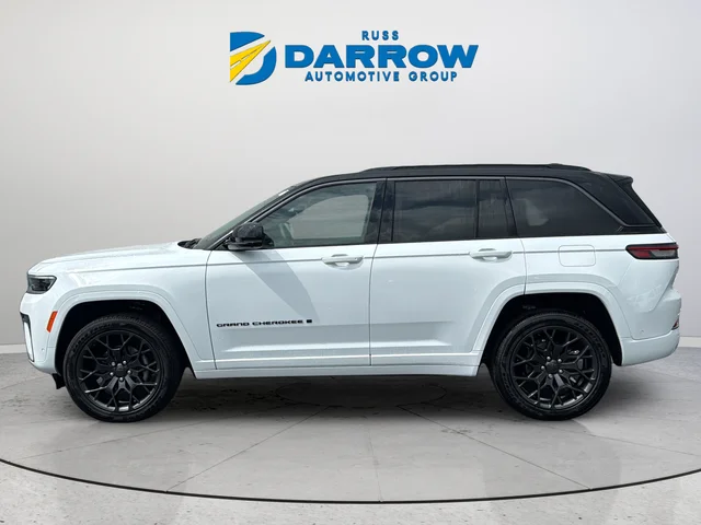 Used 2026 White Jeep Summit image 2