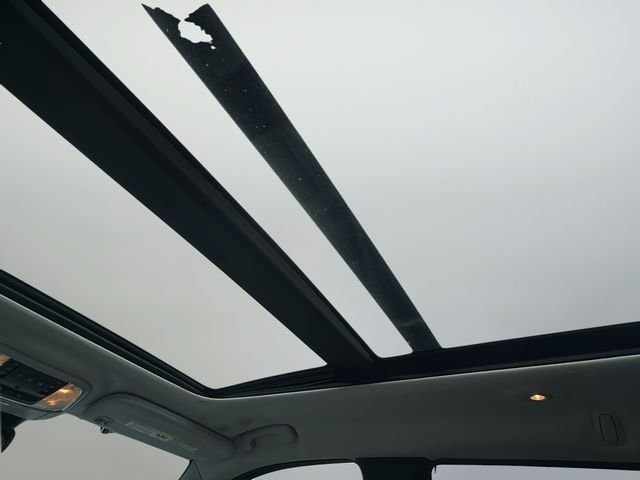 Used 2018 Black Jeep Summit image 17