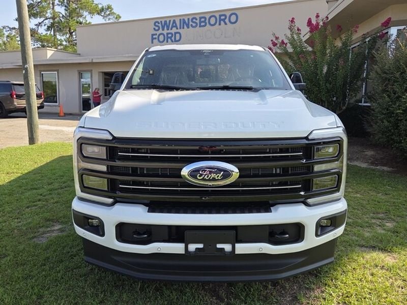 New 2026 Star White Metallic Tri-Coat Ford F-350® Platinum® image 2