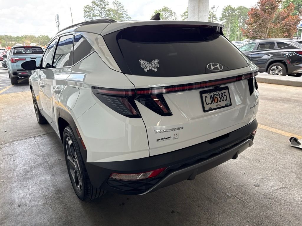 Used 2024 White Hyundai Limited image 5