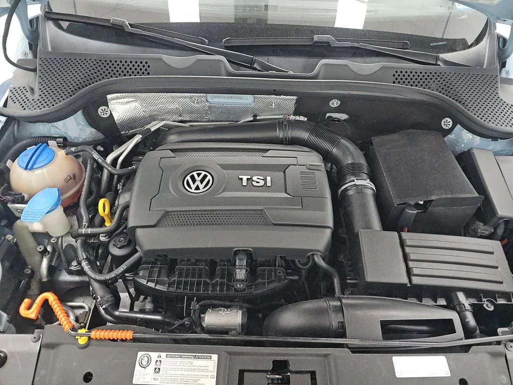 Used 2014 Blue Volkswagen 2.0T R-Line image 17