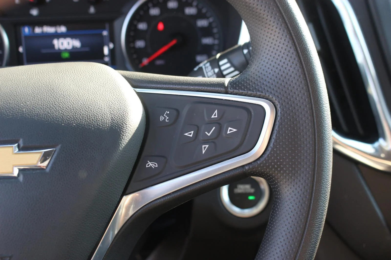 Used 2023 Mosaic Black Metallic Chevrolet LT image 19
