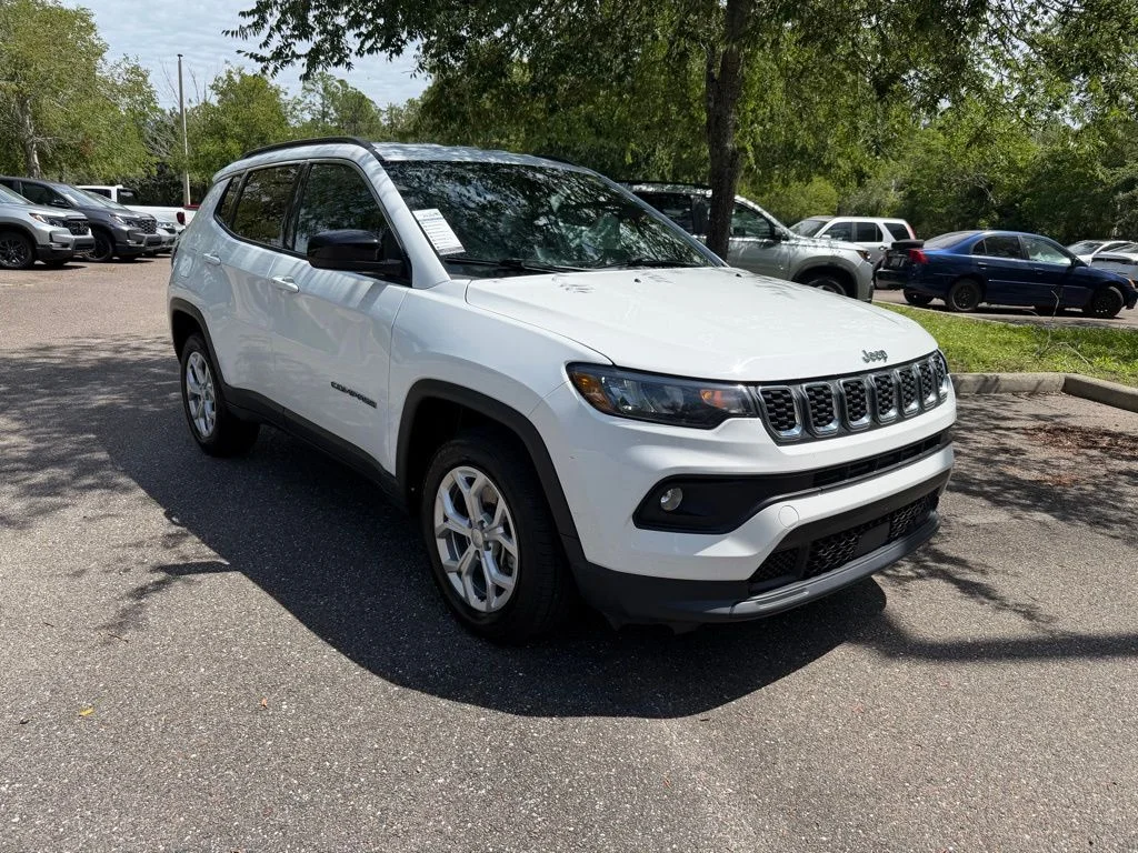 2024 Jeep Compass Latitude 4X4's photo