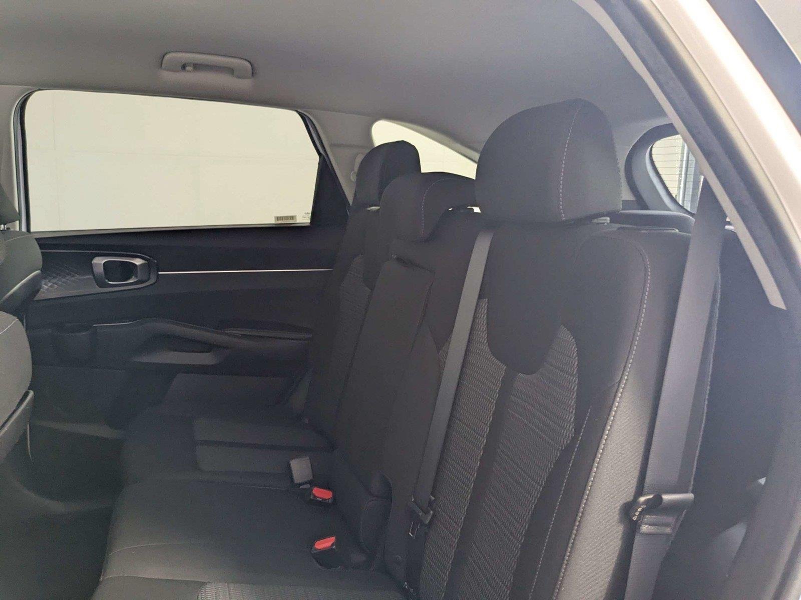 Used 2023 Glacial White Pearl Kia LX image 32