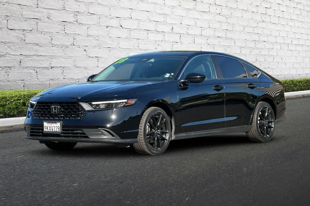 2023 Honda Accord LX - Photo 8