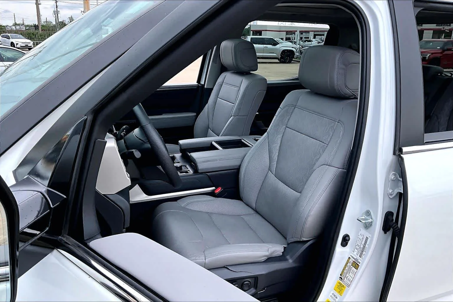 Used 2024 Wind Chill Pearl Toyota Limited Hybrid image 8
