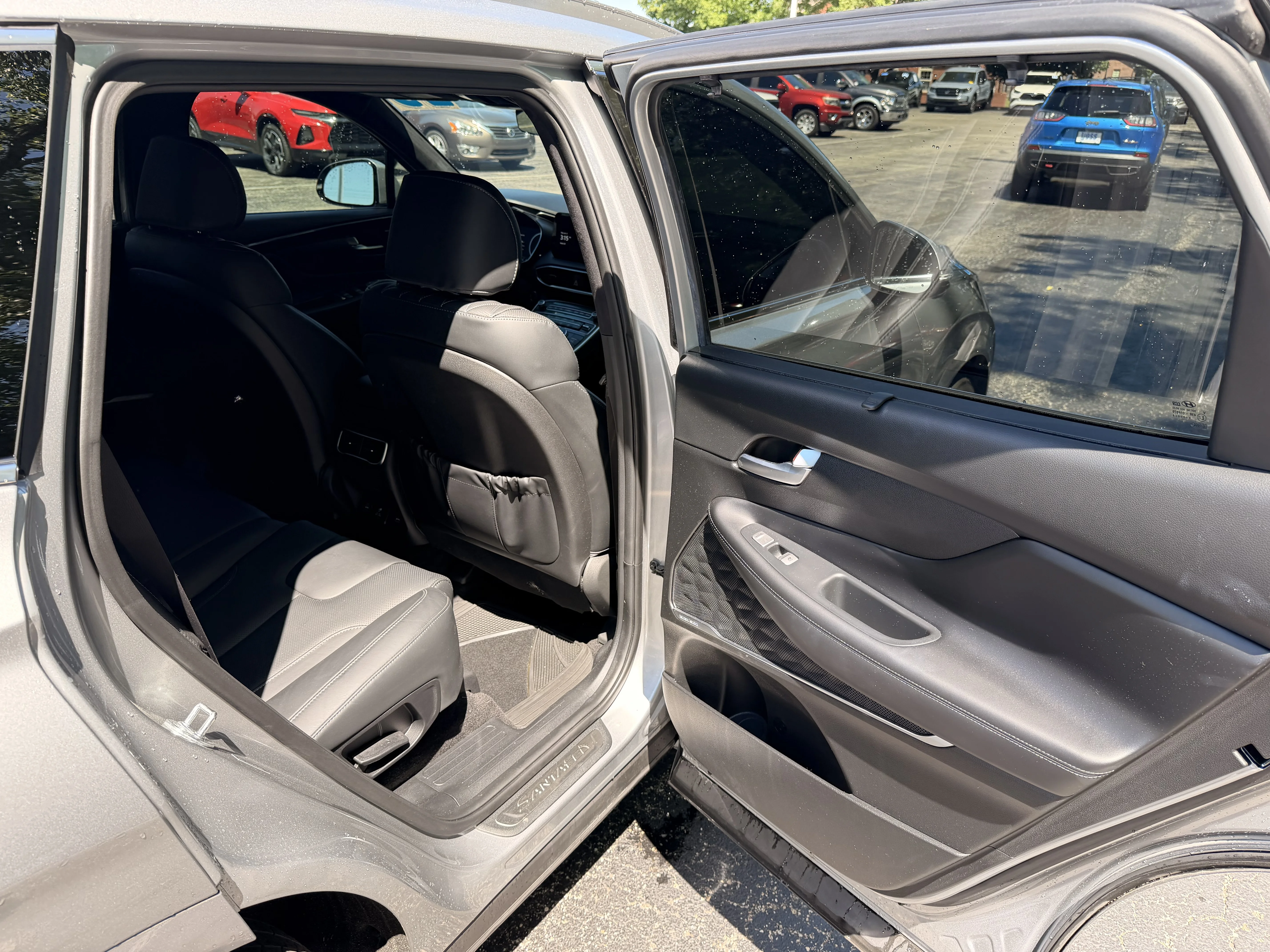 Used 2023 SILVER Hyundai Calligraphy image 14