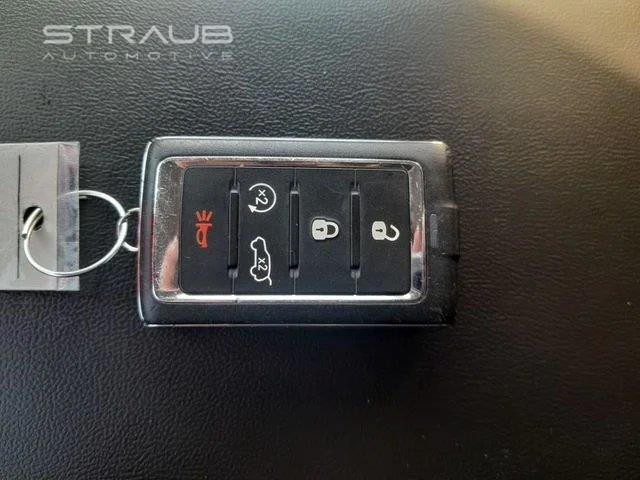 Used 2021 Bright White Clearcoat Jeep Limited image 10