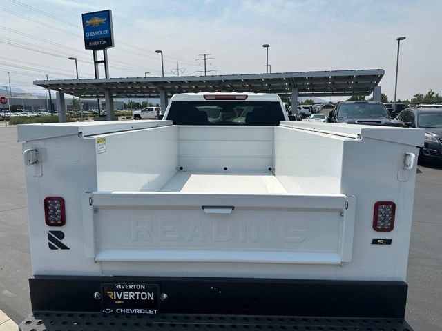 New 2026 Summit White Chevrolet WT image 16
