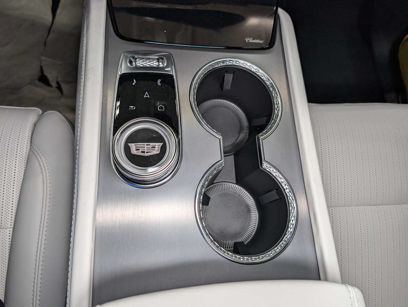 2026 Cadillac VISTIQ Sport - Photo 27